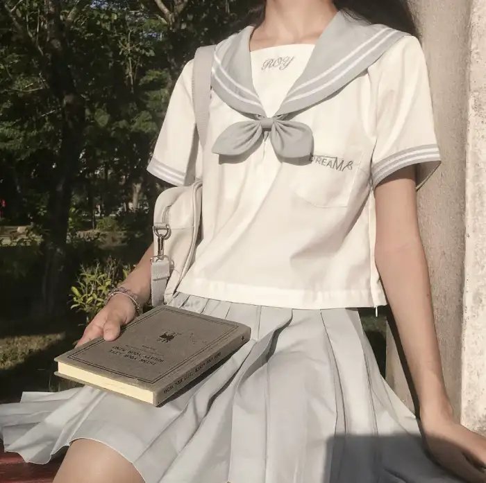 青蛇粤语