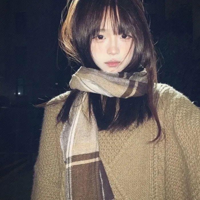 蒂拉和兰妮劫火车